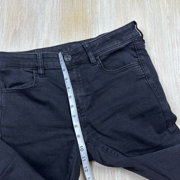 American Eagle Ne(x)t Level Stretch Black Distressed Skinny Jegging Jeans Size 8 - Picture 11 of 15